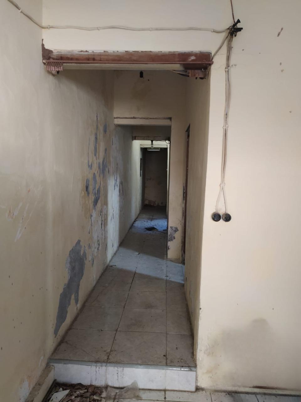 DIJUAL RUMAH AREA STRATEGIS SURABAYA PUSAT - Image 1