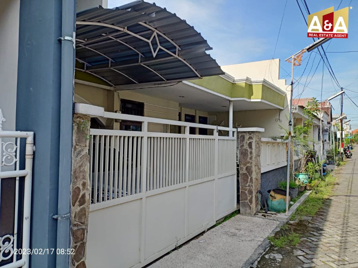 Dijual Rumah Strategis di Wiyung Indah Surabaya - Image 1