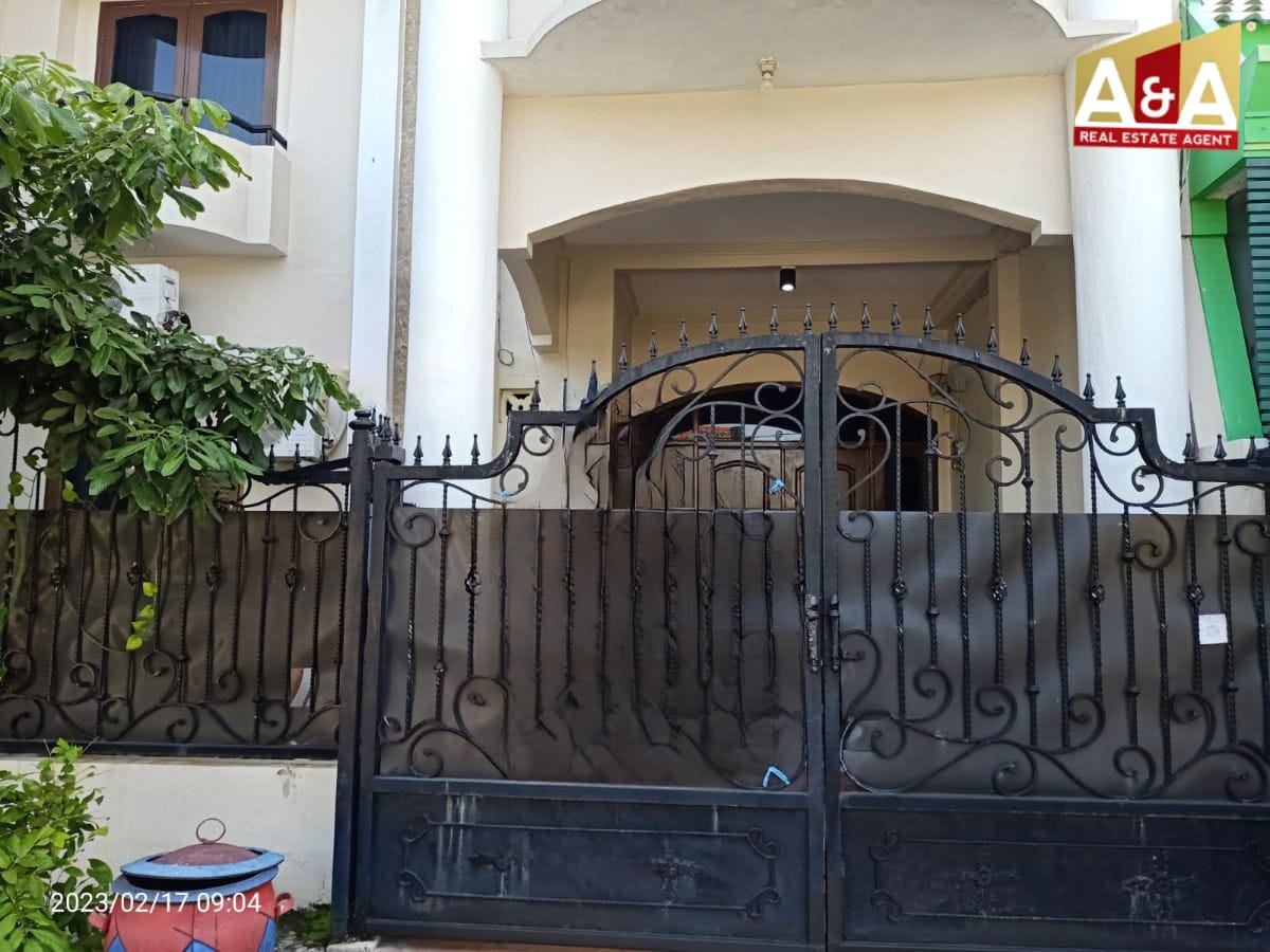 Dijual Rumah Strategis di Wiyung Indah Surabaya - Image 1