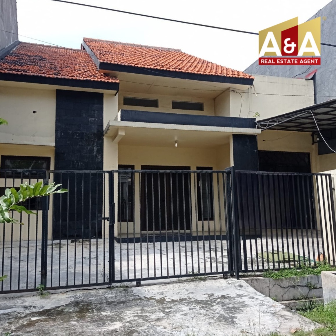 Disewakan Rumah Strategis di Rungkut Mejoyo Utara Surabaya - Image 1