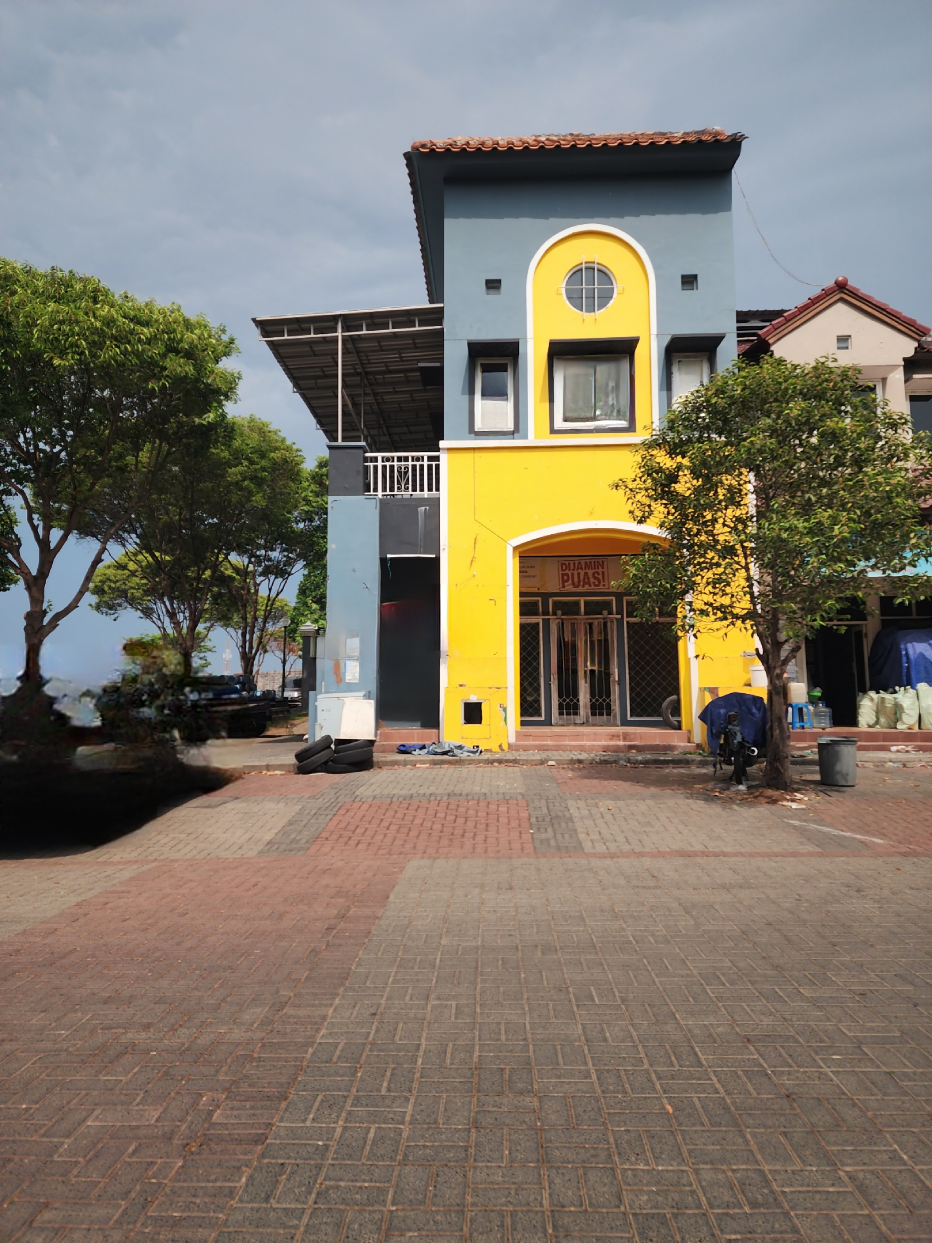 Diju Ruko Taman Puspa Raya Citraland Surabaya Barar - Image 1