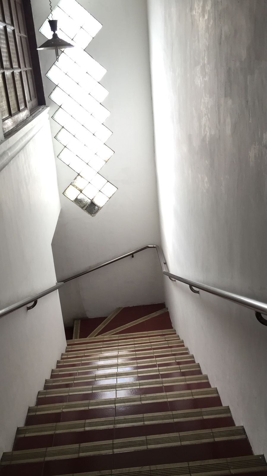 Dijual Rumah Lokasi Strategis Surabaya Selatan - Thumbnail 3