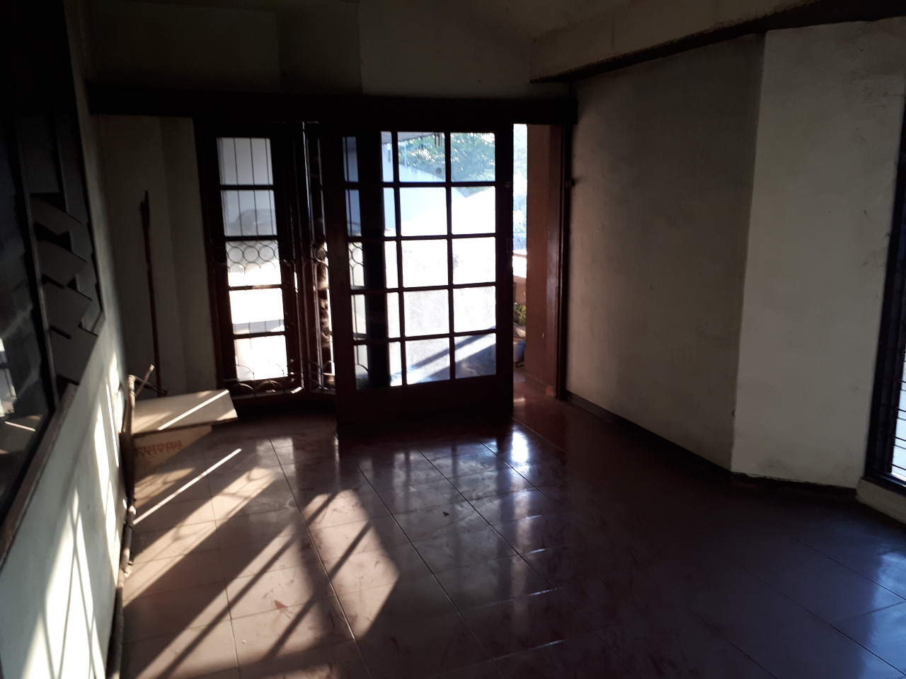 Dijual Rumah Lokasi Strategis Surabaya Selatan - Thumbnail 4