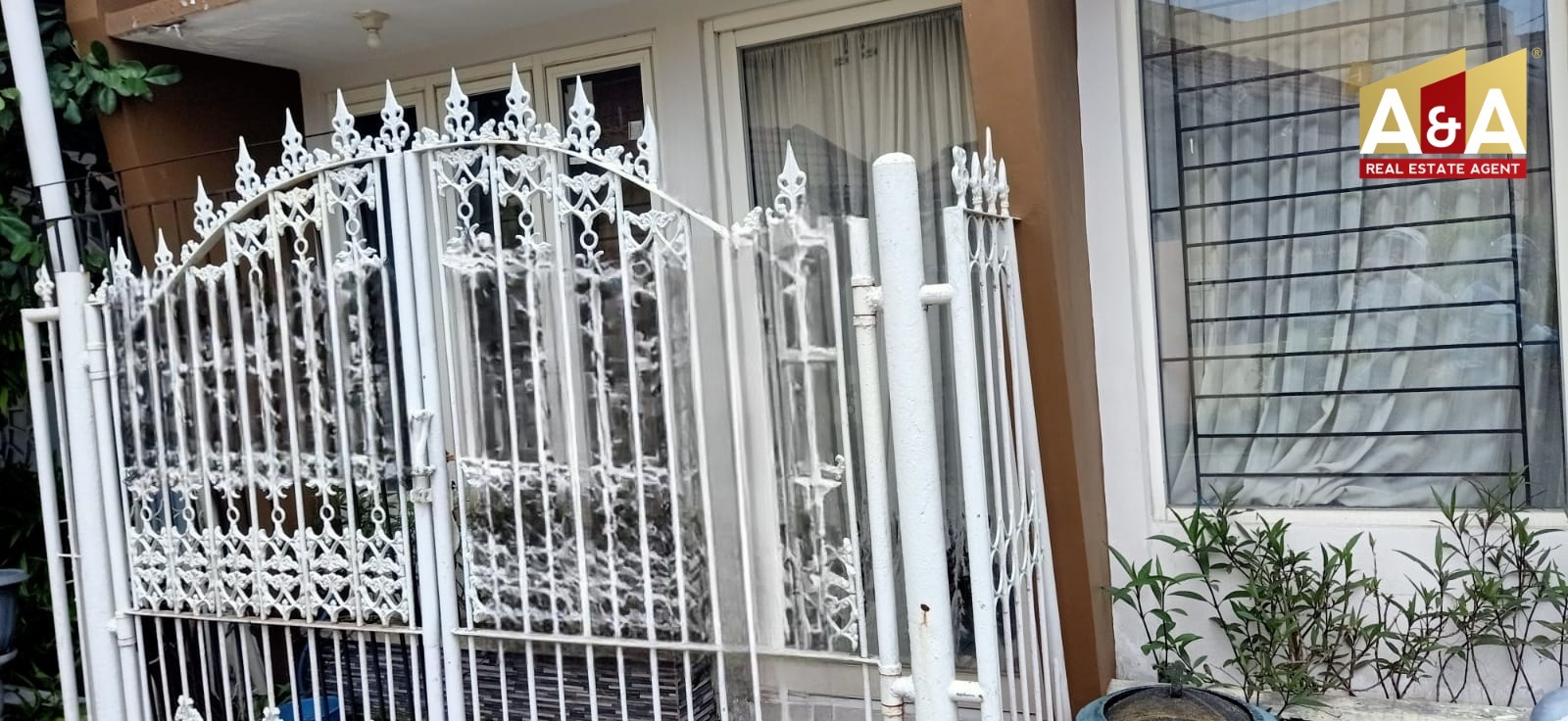 Dijual Rumah Strategis di Gunungsari Indah Surabaya - Image 1