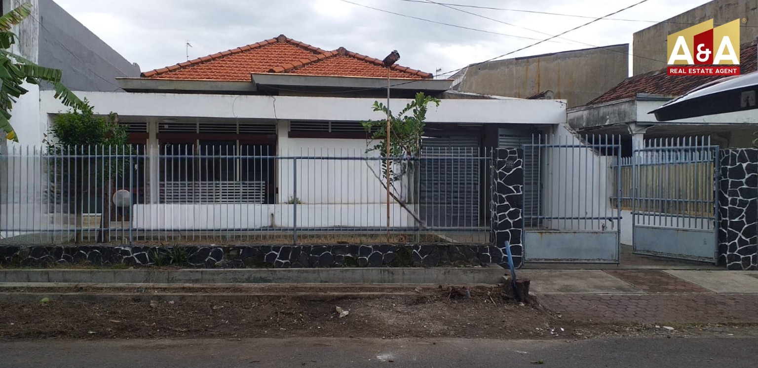 Dijual Rumah Strategis di Ngagel Jaya Tengah Surabaya - Image 1