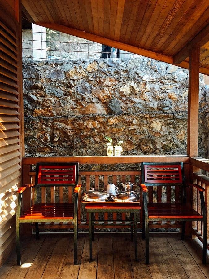 DIJUAL VILLA EX-HOTEL LABUHAN BAJO - Thumbnail 2