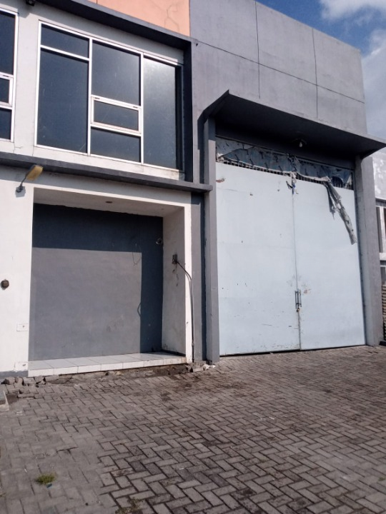 Disewakan Gudang Dascoland Gresik - Image 1
