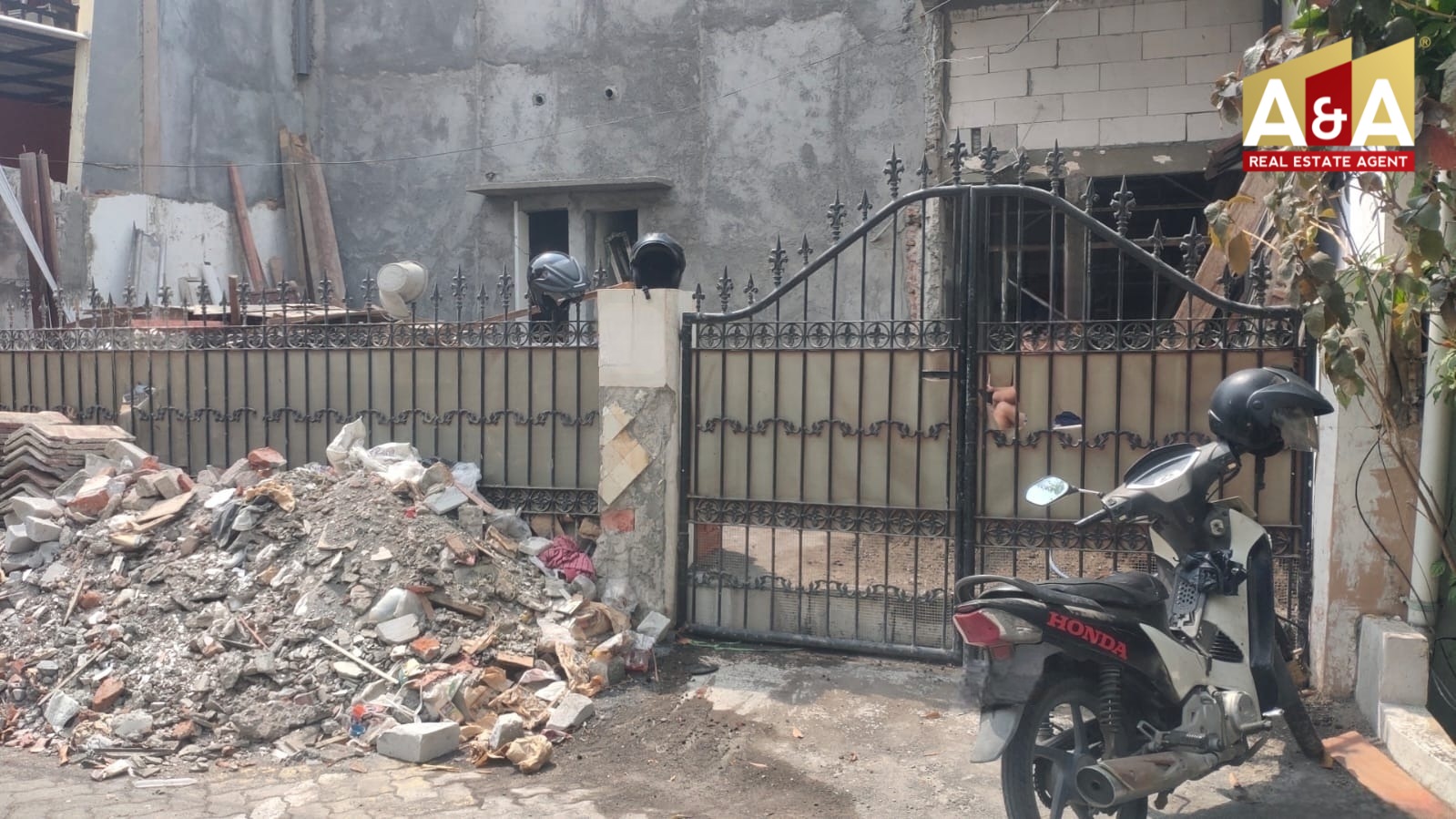 DIJUAL RUMAH WILAYAH SURABAYA TIMUR - Image 1