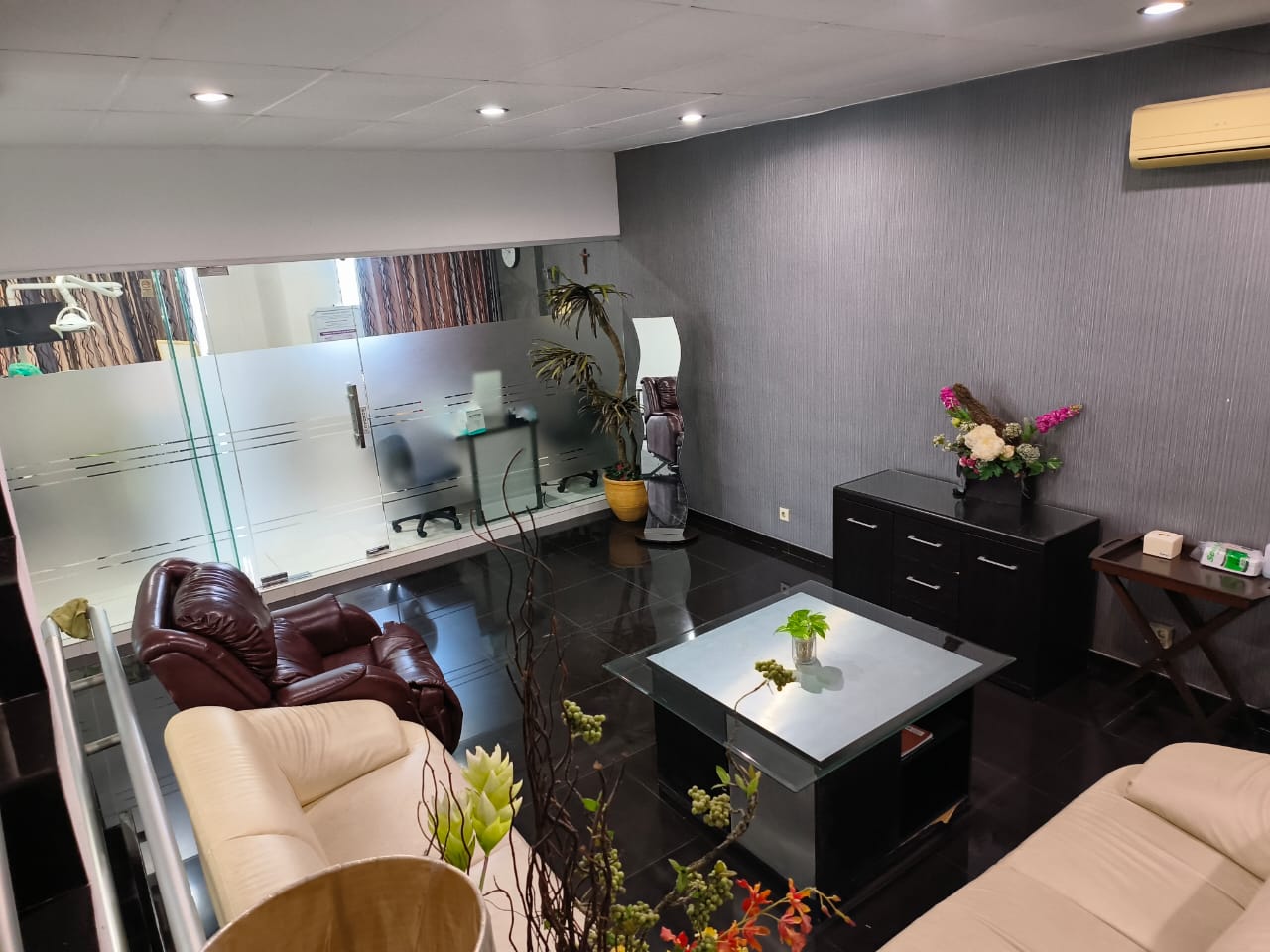 DISEWAKAN KANTOR HR MUHAMMAD SURABAYA BARAT - Thumbnail 3