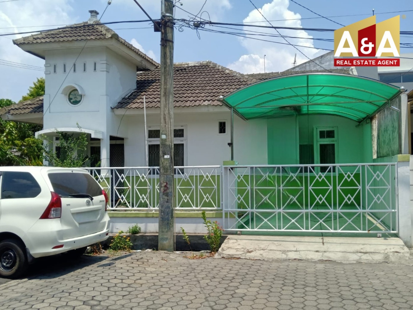 Dijual Rumah Strategis Hook Pondok Wiyung Indah Surabaya Barat - Image 1