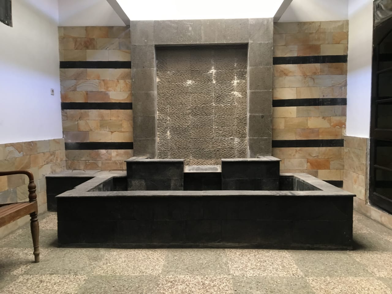 Dijual Rumah Murah, Siap Huni Semolowaru Tengah Surabaya Timur - Thumbnail 3