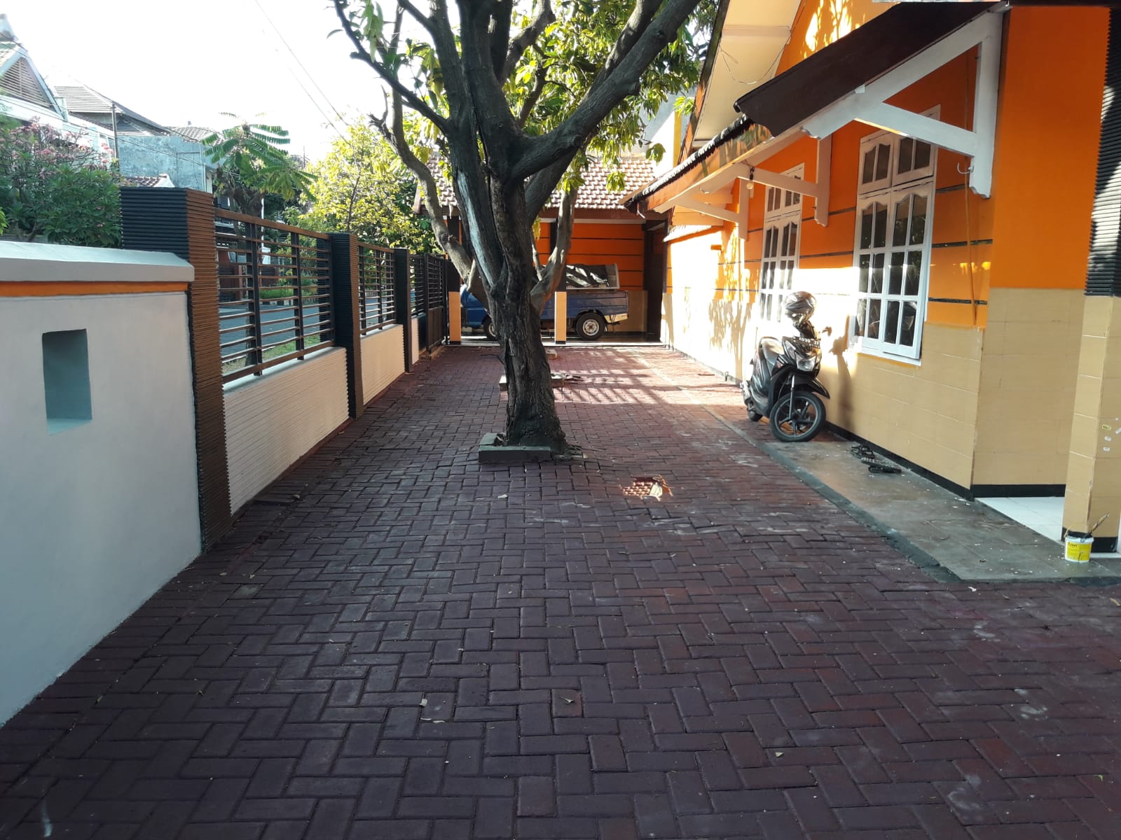 Dijual rumah gayungsari surabaya selatan siap huni - Thumbnail 3