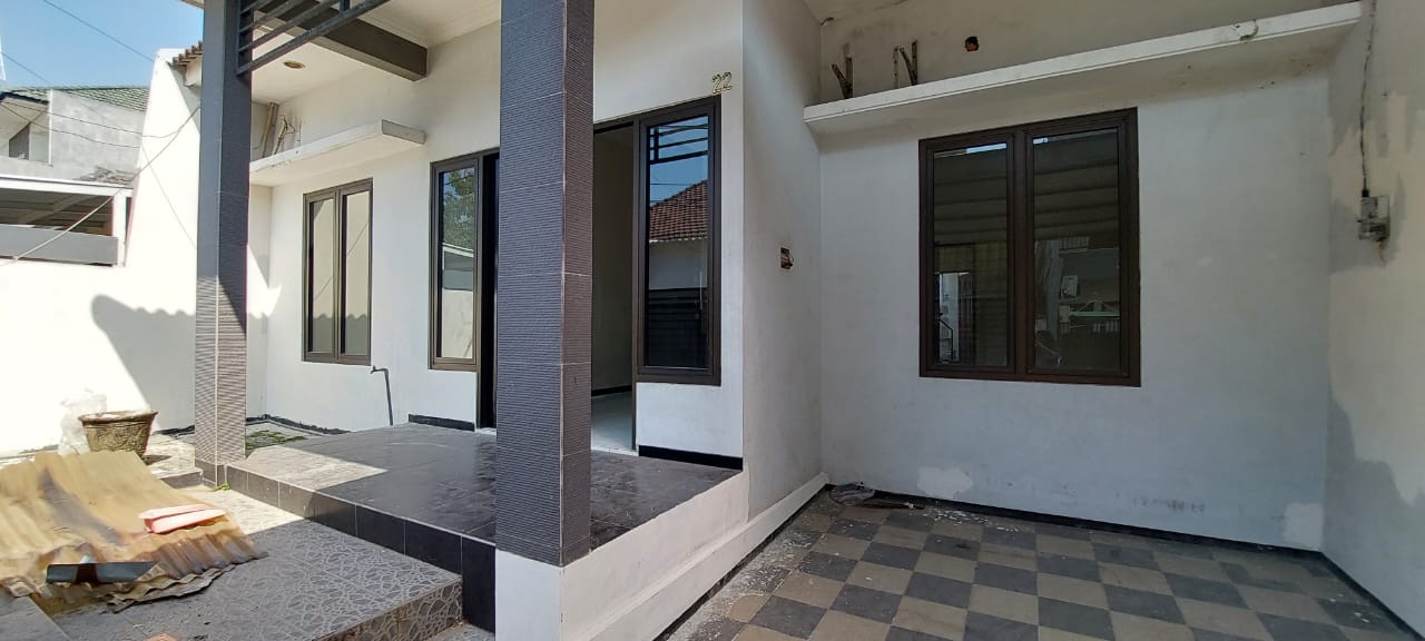 Dijual Dan Disekawan Rumah Simpang Darmo Permai Selatan - Image 1