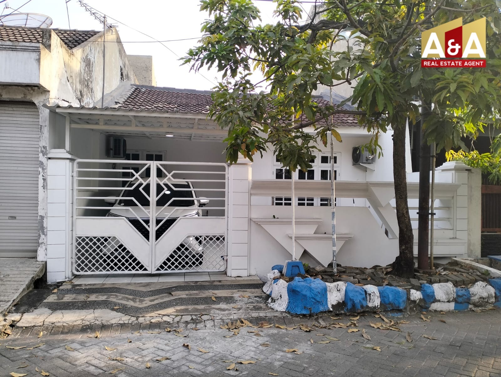 Dijual Rumah Bagus Pasca Renovasi Kutisari Surabaya Timur - Image 1