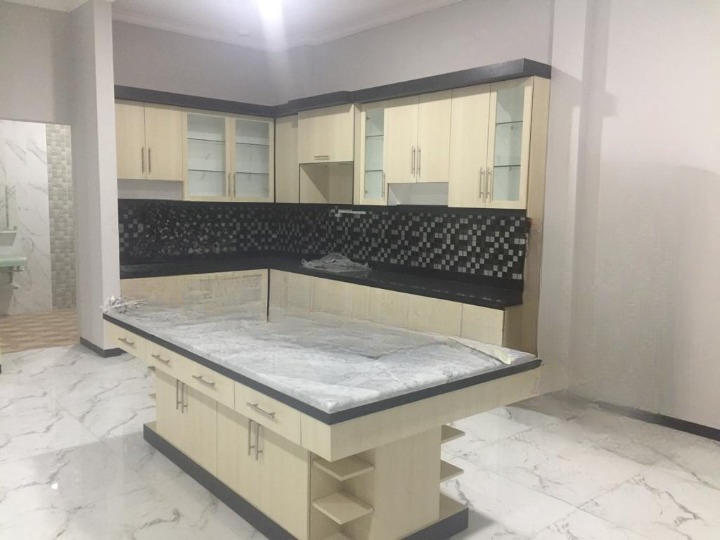 Dijual Rumah Bagus Strategis di Citraland Villa Taman Telaga 2 Surabaya Barat - Thumbnail 4