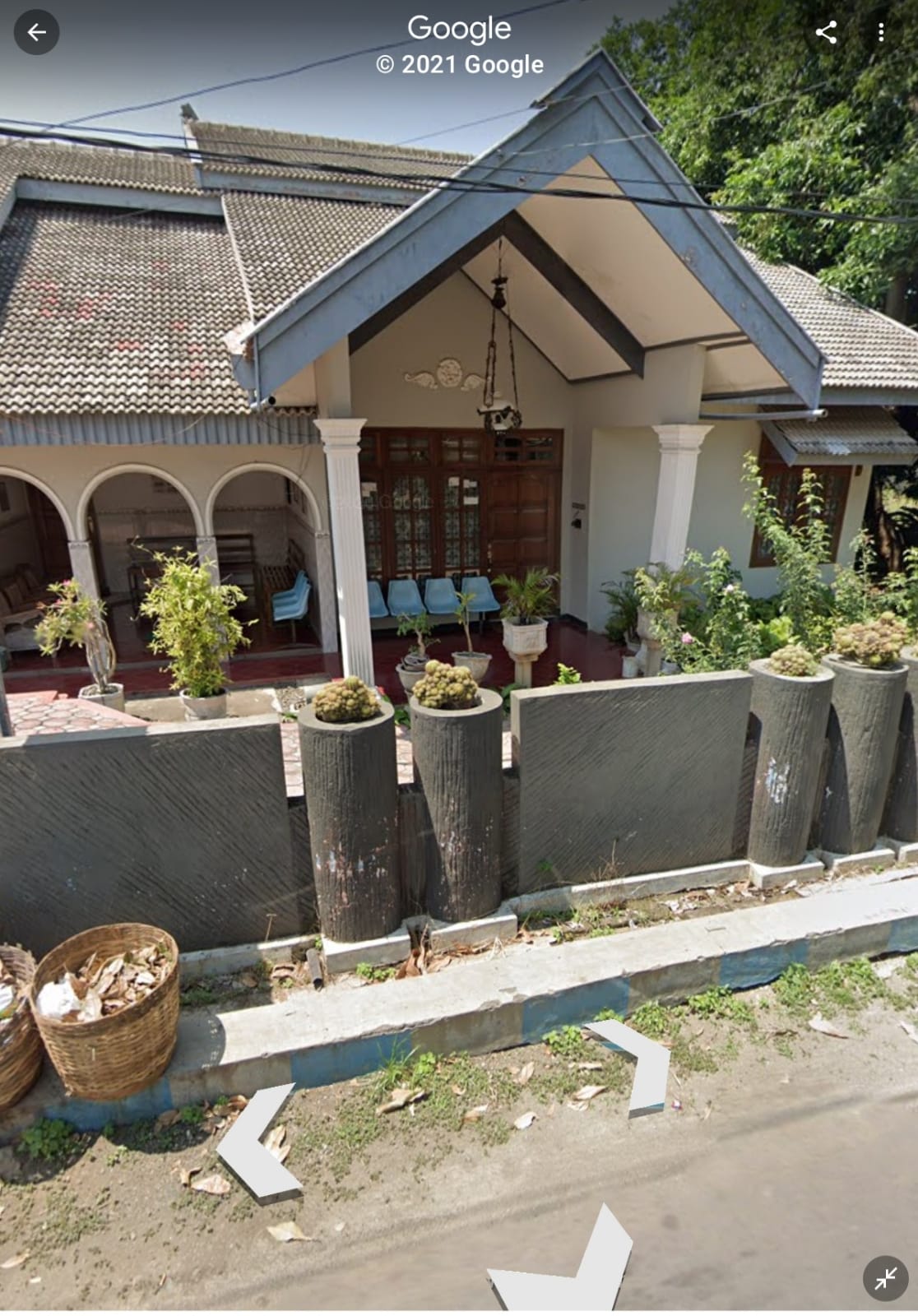 Dijual Rumah Strategis Pusat kota di Situbondo Jalan Mawar - Image 1