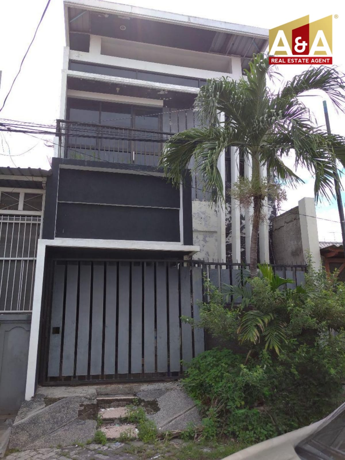 Dijual/disewakan Bangunan Setengah Jadi Area Dukuh Kupang Surabaya Barat - Image 1