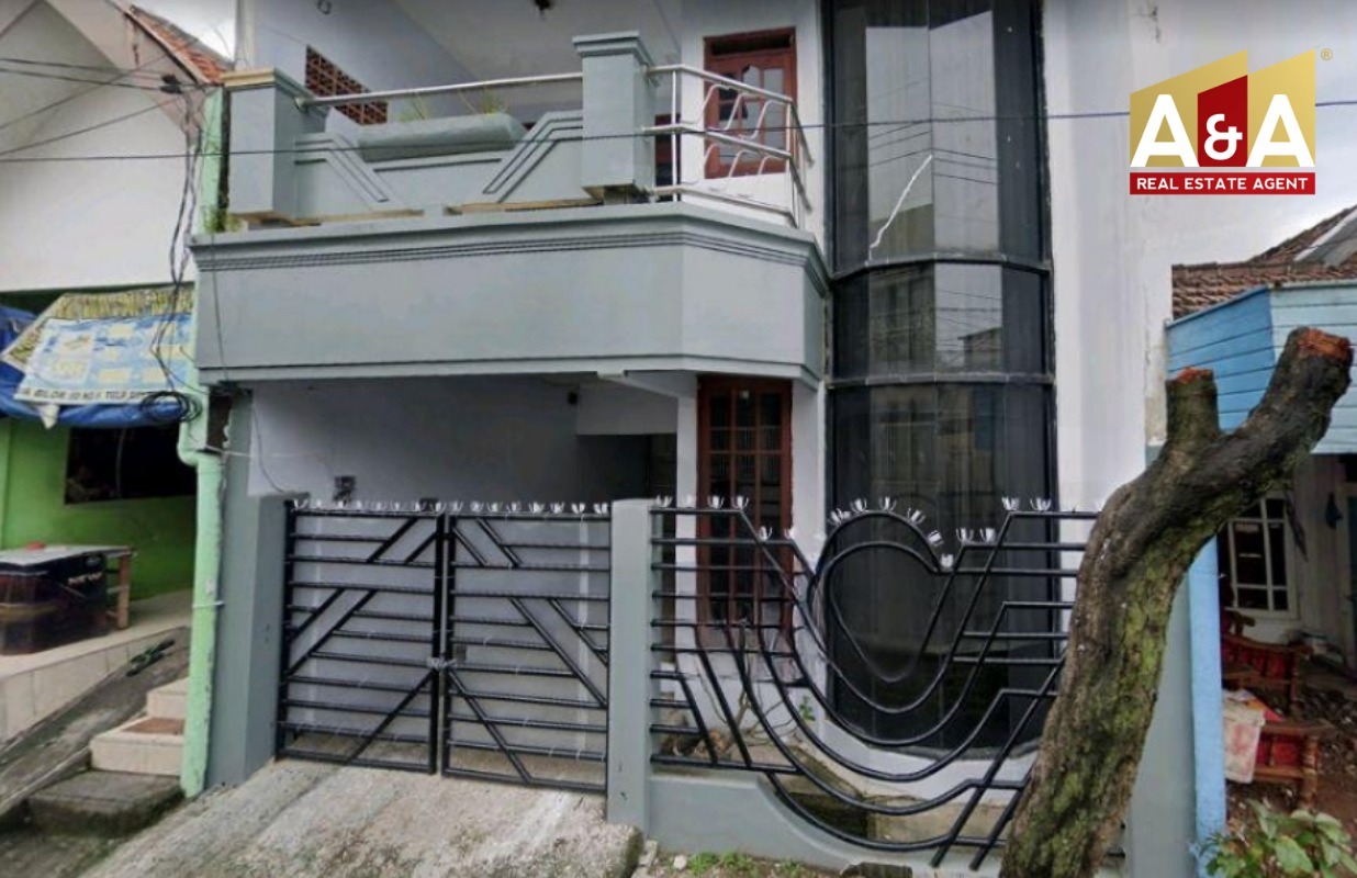 Disewakan Rumah 2 Lantai Simomulyo Surabaya Barat - Image 1