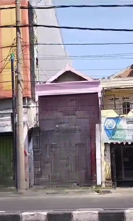 Disewakan Ruko Kawasan Strategis Kalibutuh Surabaya Barat - Image 1