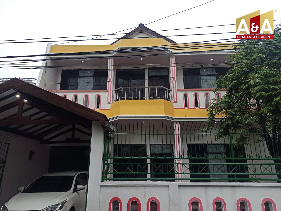 Disewakan Rumah Mewah Pradah Permai Surabaya Barat - Image 1