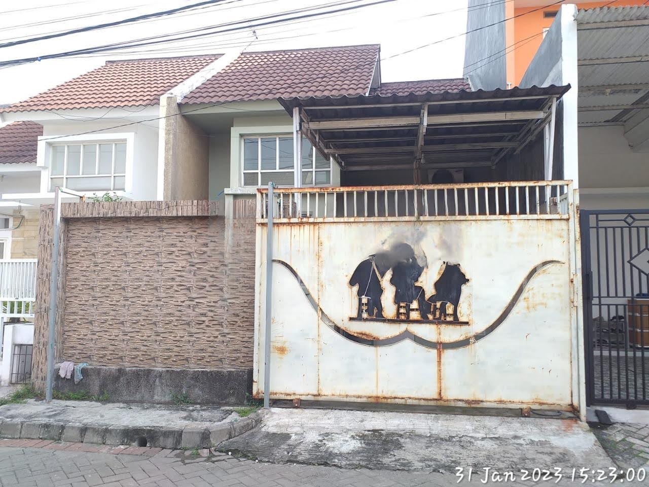 Dijual Rumah Surabaya Barat Taman Wisata Regency - Image 1