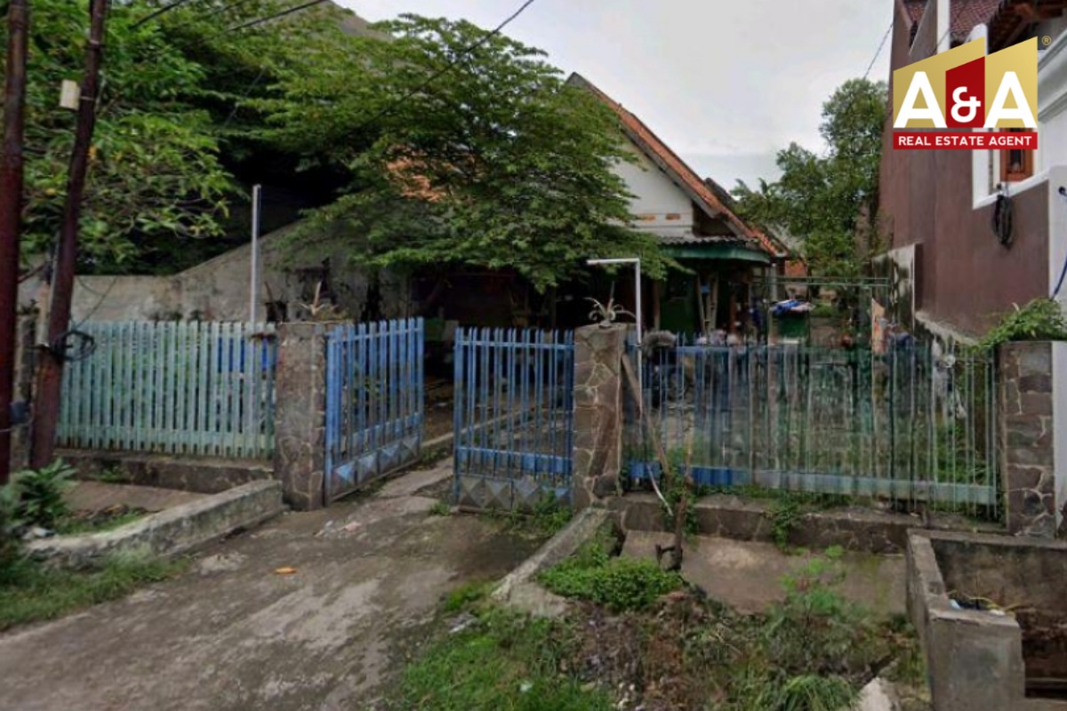Dijual Rumah SHM di Jalan Greges Surabaya Pusat - Image 1