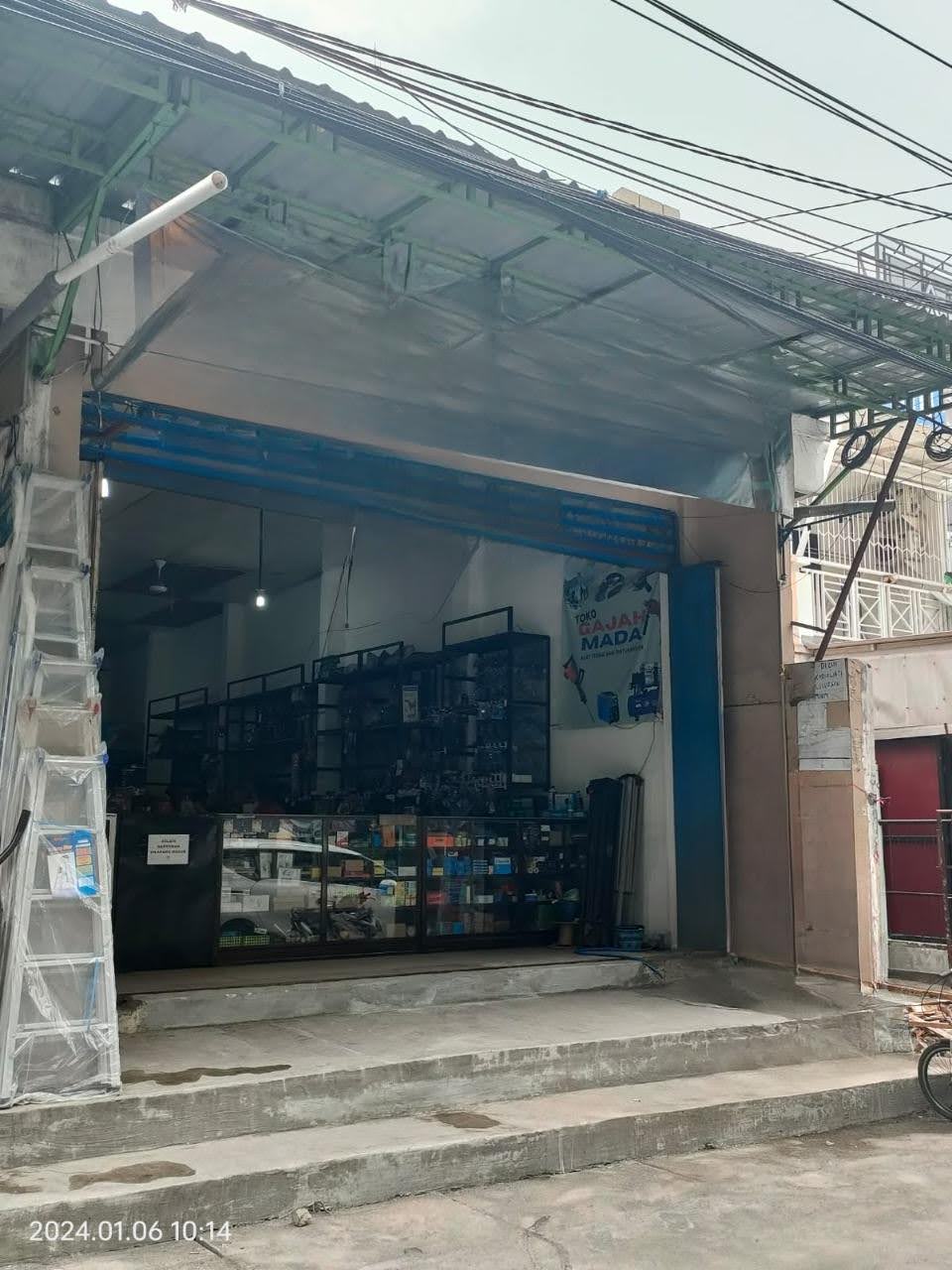 Disewakan Ruko Surabaya Barat Raya Manukan Tama - Image 1