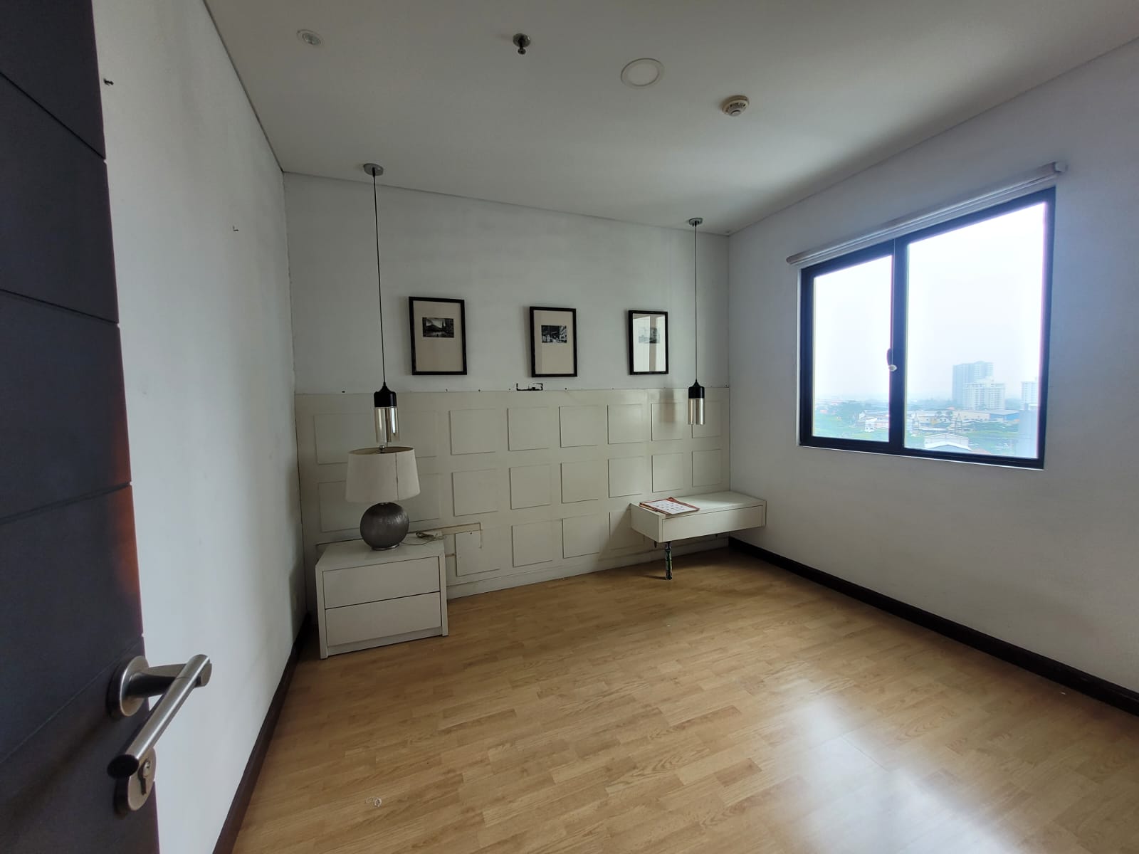 Dijual Apartemen Privatelift De Residence Surabaya Barat - Thumbnail 2