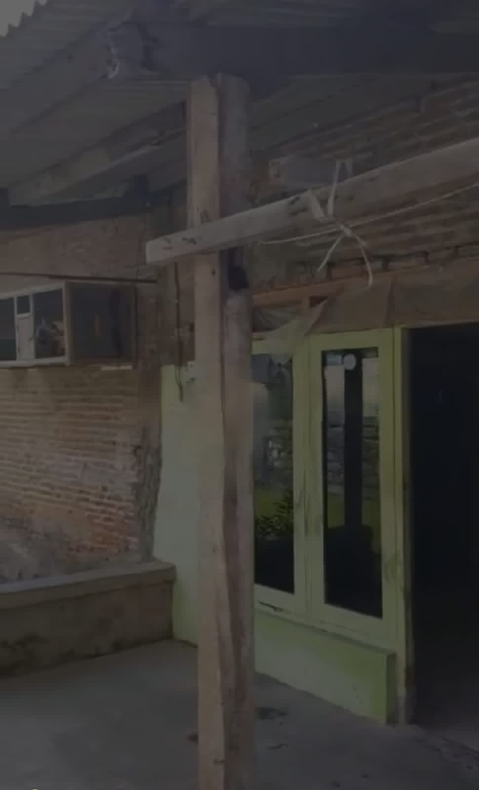 Dijual Murah Rumah Butuh Renovasi Area Wiyung Surabaya Barat - Image 1