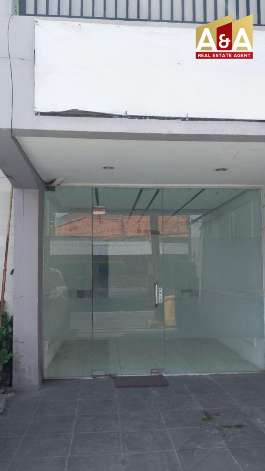 Disewakan Toko Strategis Dukuh Kupang Surabaya Barat - Image 1