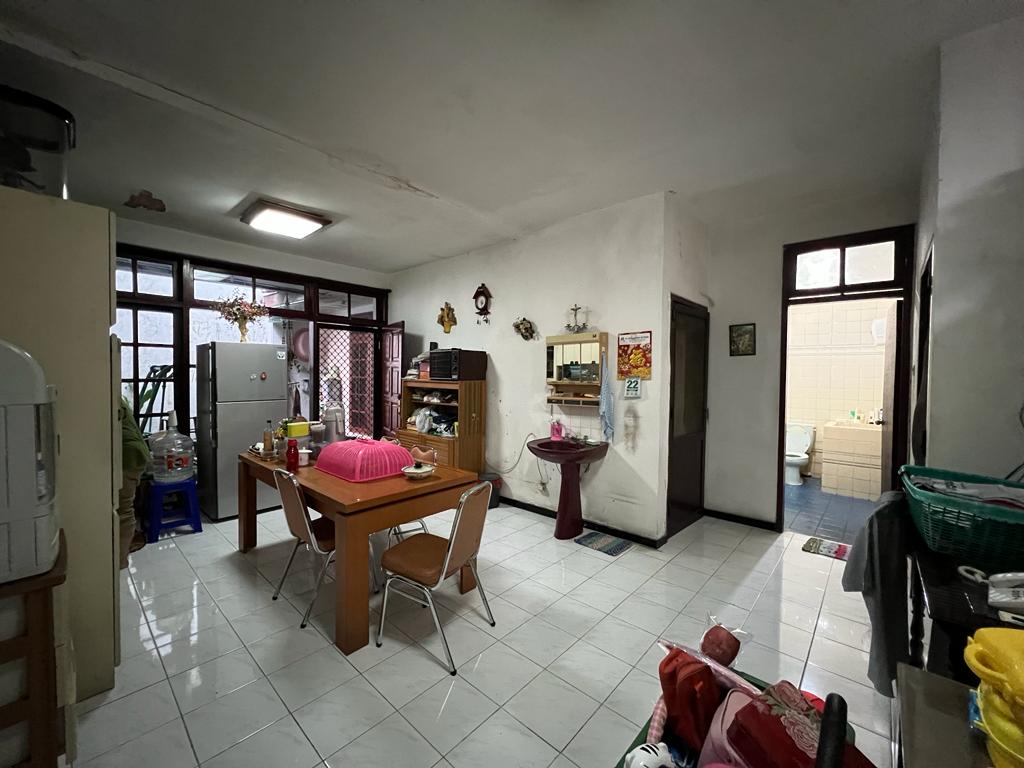 Dijual Rumah di Darmo Permai Timur Wilayah Surabaya Barat - Thumbnail 3