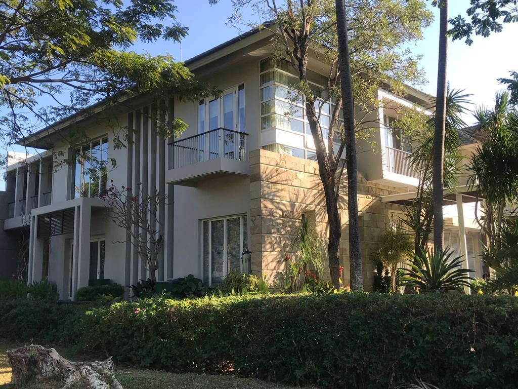 Dijual Rumah Bagus Terawat di Wilayah Citraland Surabaya Barat - Thumbnail 2