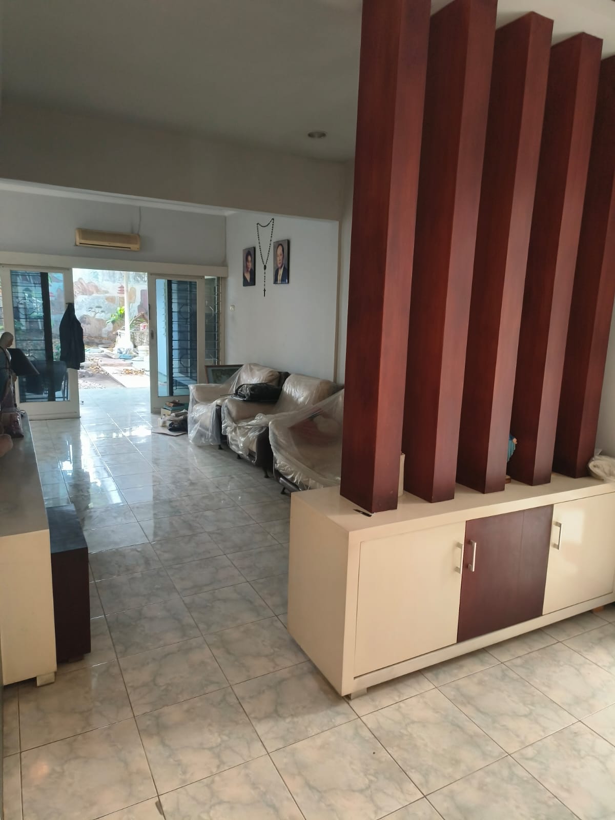 Rumah sewa kupang indah surabaya barat - Image 1