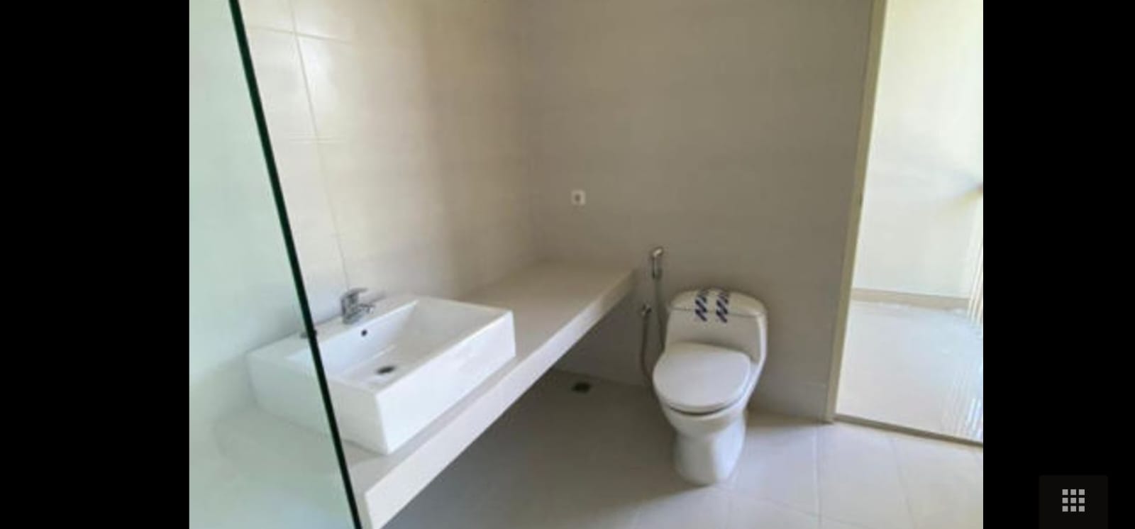 Dijual Rumah Green Lake Surabaya Barat - Thumbnail 4