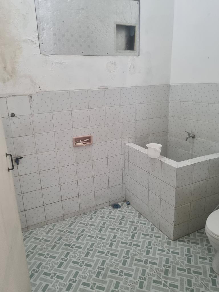 Disewakan Rumah Bagus Deltasari Indah Wilayah Sidoarjo - Thumbnail 4