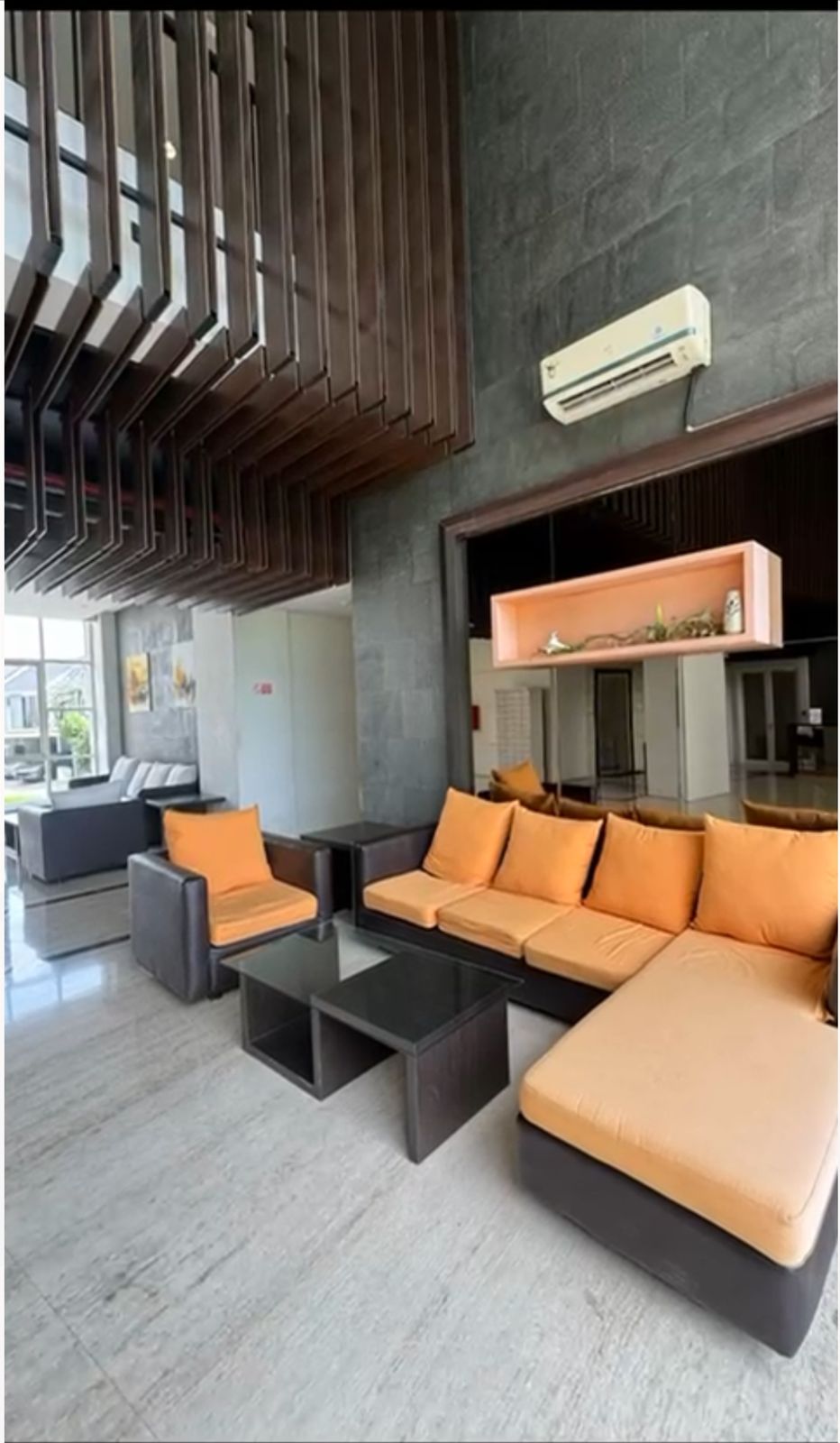 Disewakan Apartement Royal Cityloft Wiyung - Image 1