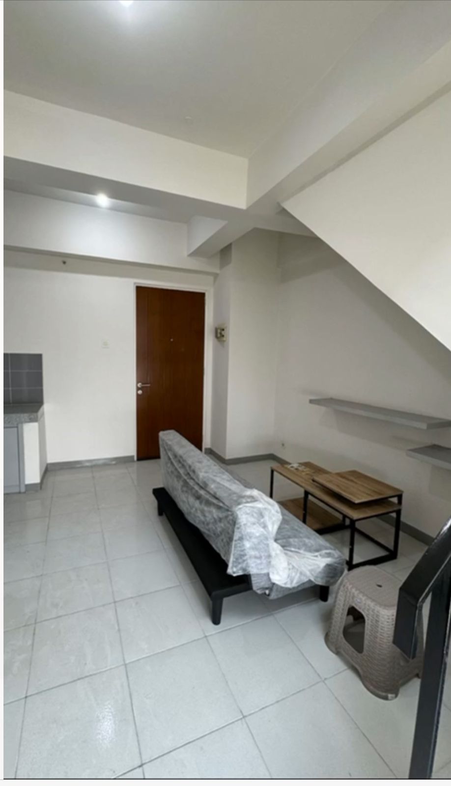 Disewakan Apartement Siap Huni Royal Cityloft Wiyung Surabaya Barat - Thumbnail 4