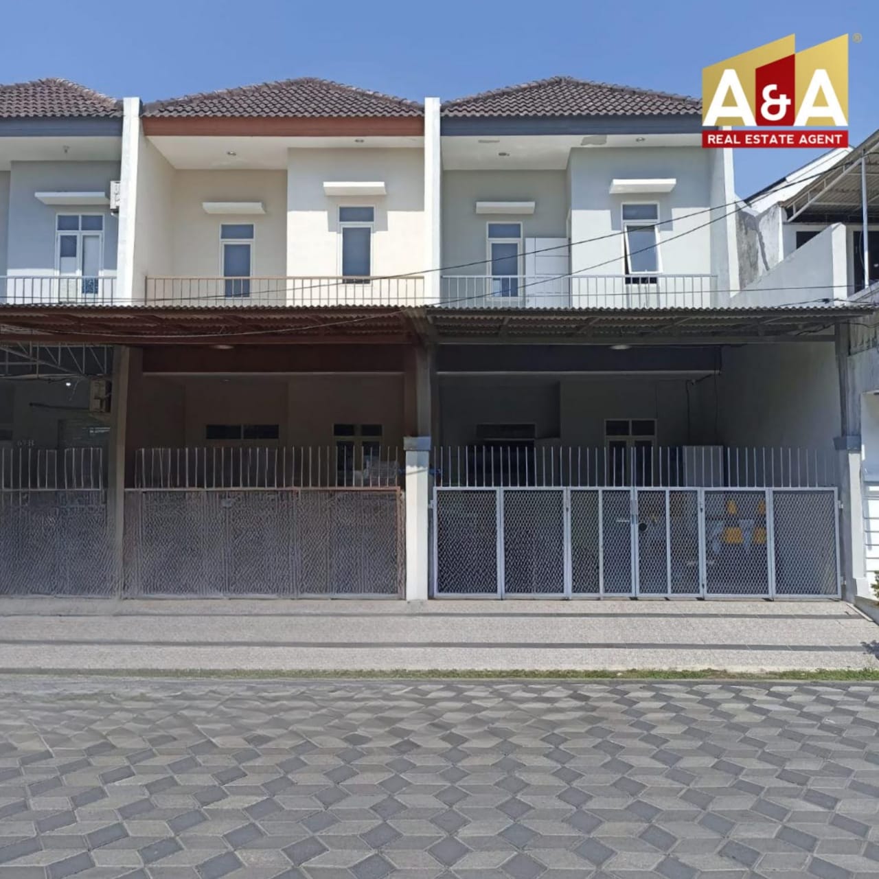 Dijual Murah Rumah Minimalis & Strategis Raya Kutisari Surabaya Timur - Image 1