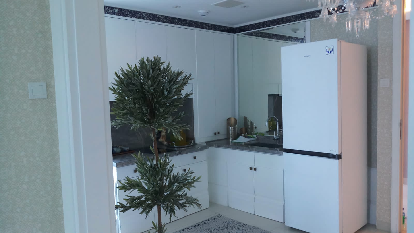 Disewakan Apartement La Riz Pakuwon Indah Wilayah Surabaya Barat - Thumbnail 3