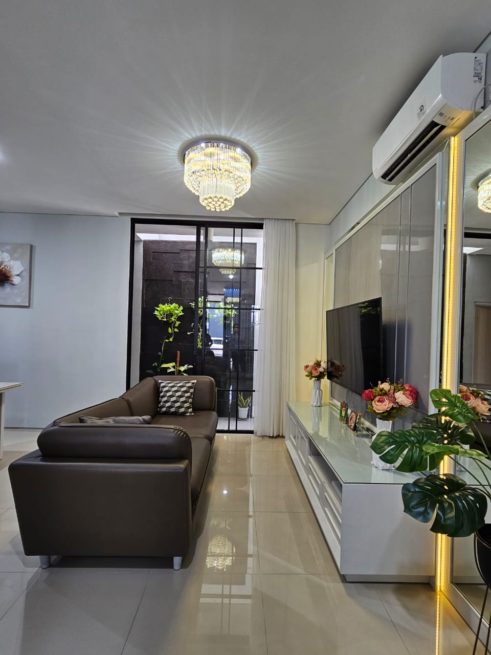 Dijual Rumah Siap Huni Citraland Oakwood Park Wilayah Surabaya Barat - Thumbnail 4