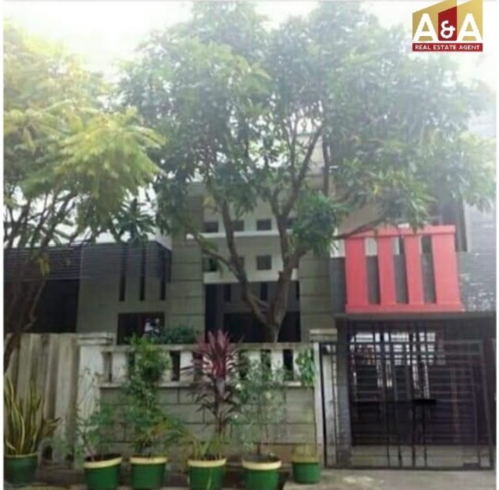 DIJUAL RUMAH KETINTANG BARU - Image 1