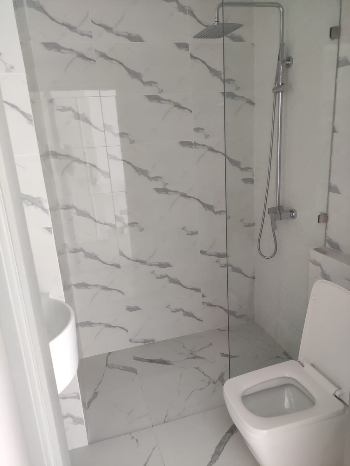 Dijual Apartemen Avenue 88 Surabaya Barat - Thumbnail 4