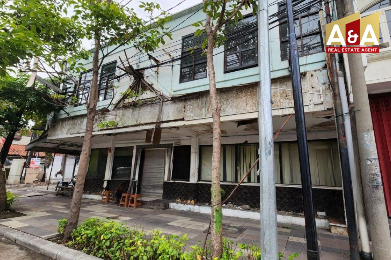 Disewakan Ruko Strategis Dharmawangsa Surabaya Timur - Image 1