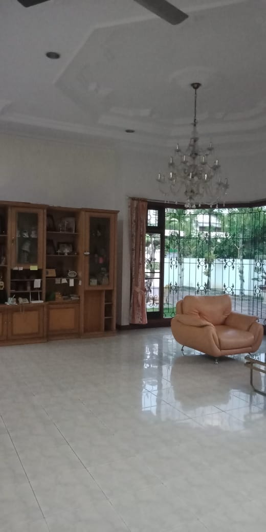 Dijual Rumah Mewah Siap Huni Full Furnished Bojonegoro Kota - Thumbnail 4