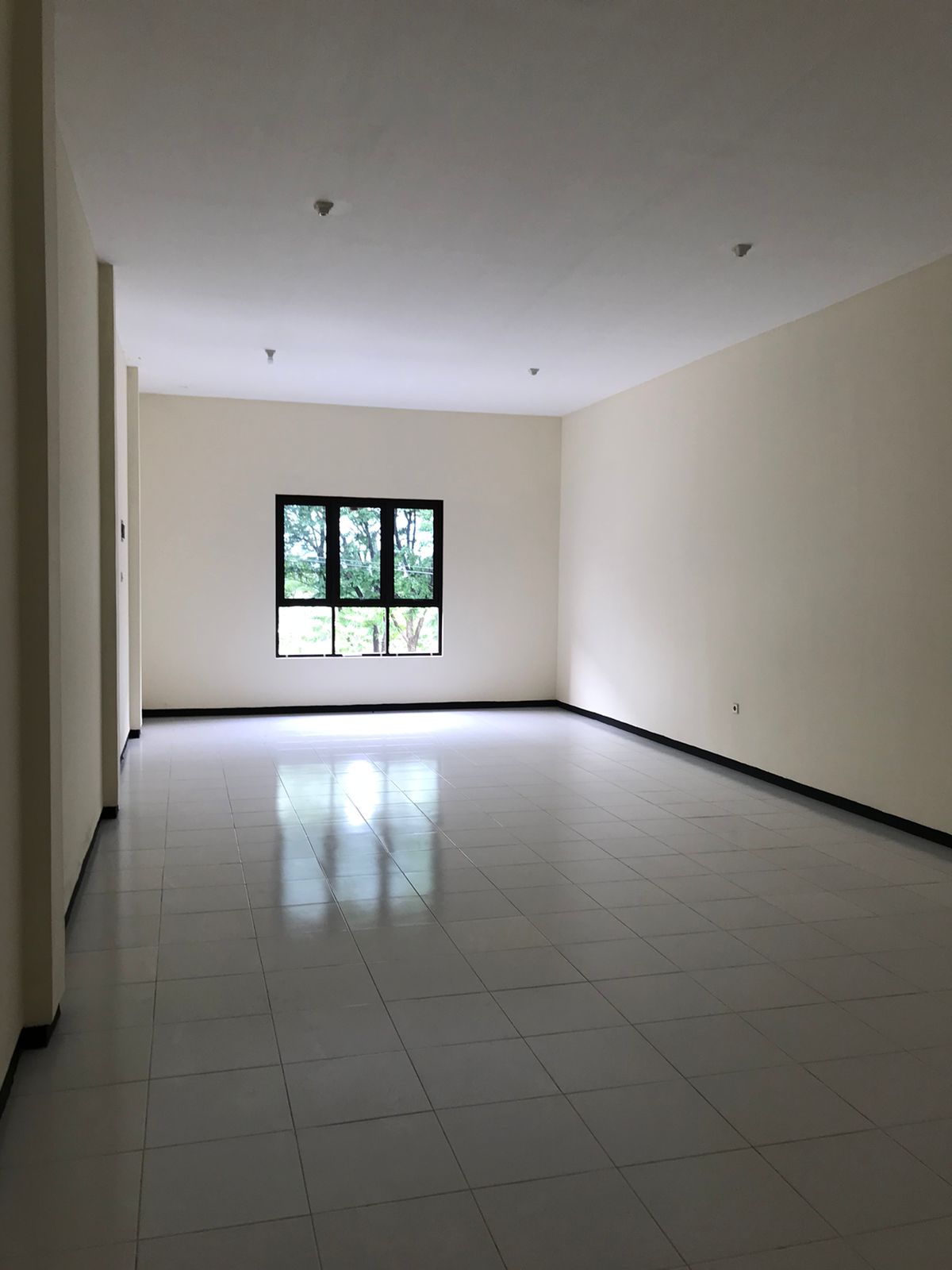 Disewakan Ruko Strategis di Pahlawan Wilayah Sidoarjo - Thumbnail 4