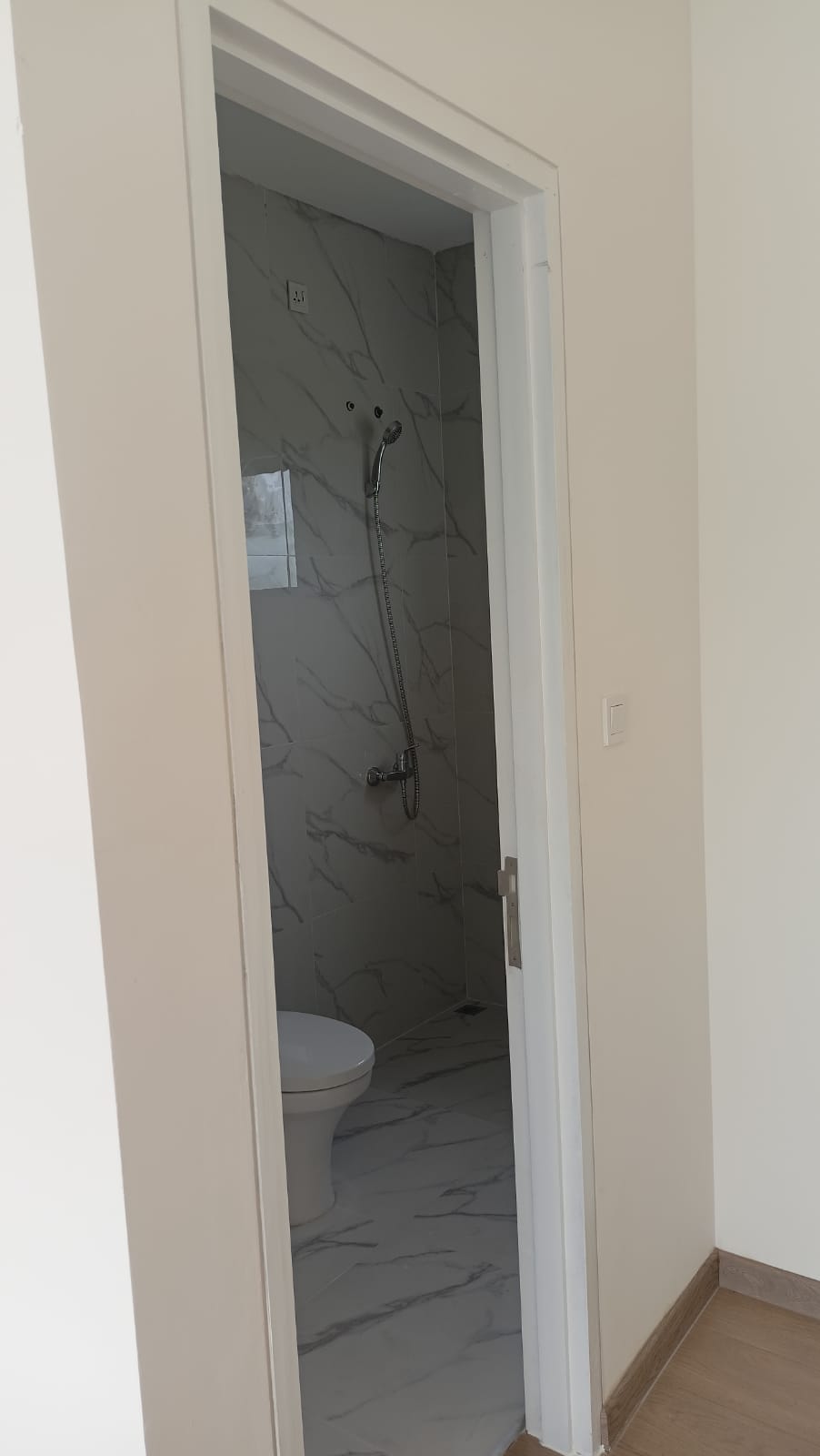 Dijual Rumah Wilayah Tanggerang - Thumbnail 4