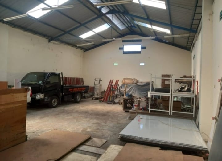 DIJUAL GUDANG/WORKSHOP DI MEDOKAN SAWAH - Image 1