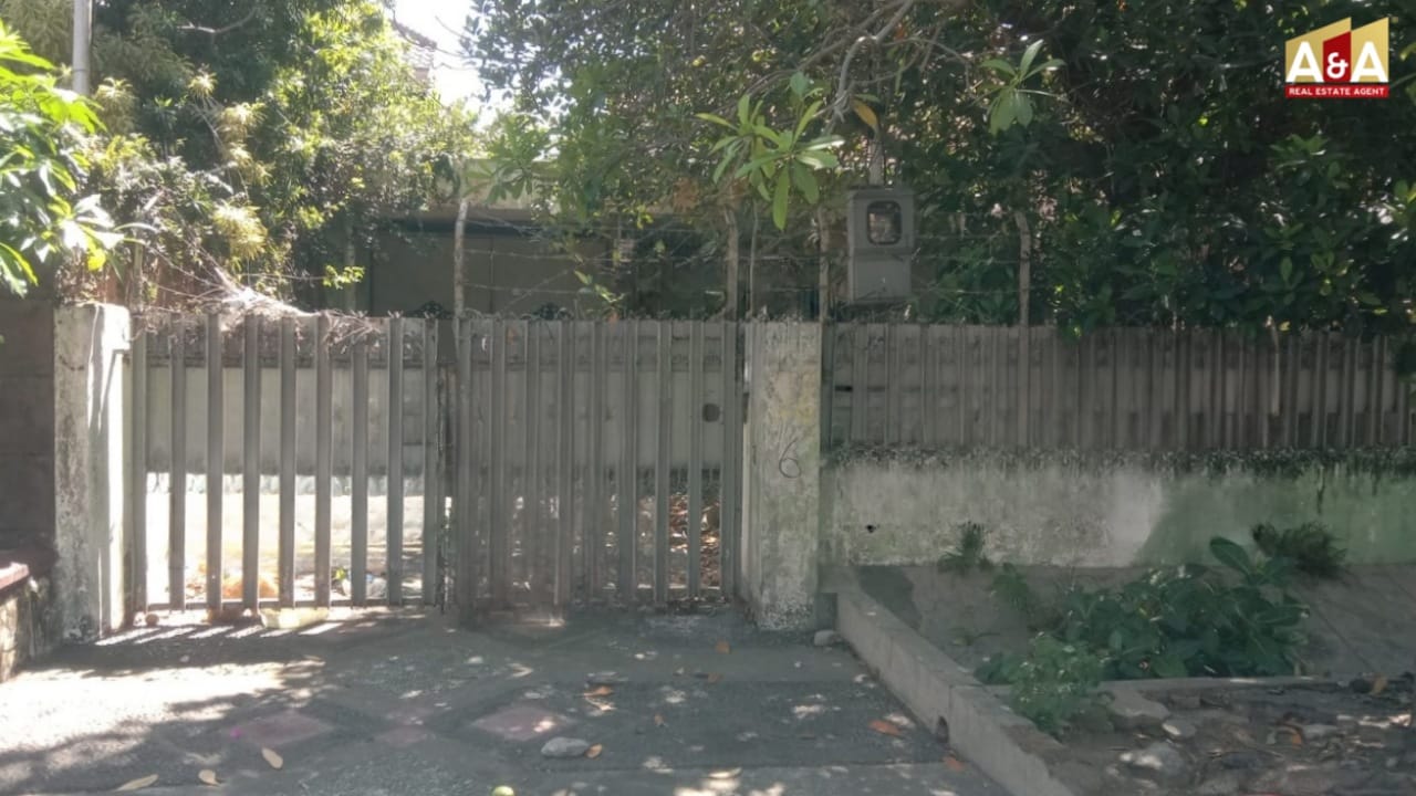 DIJUAL/DISEWAKAN RUMAH WILAYAH SURABAYA PUSAT - Image 1