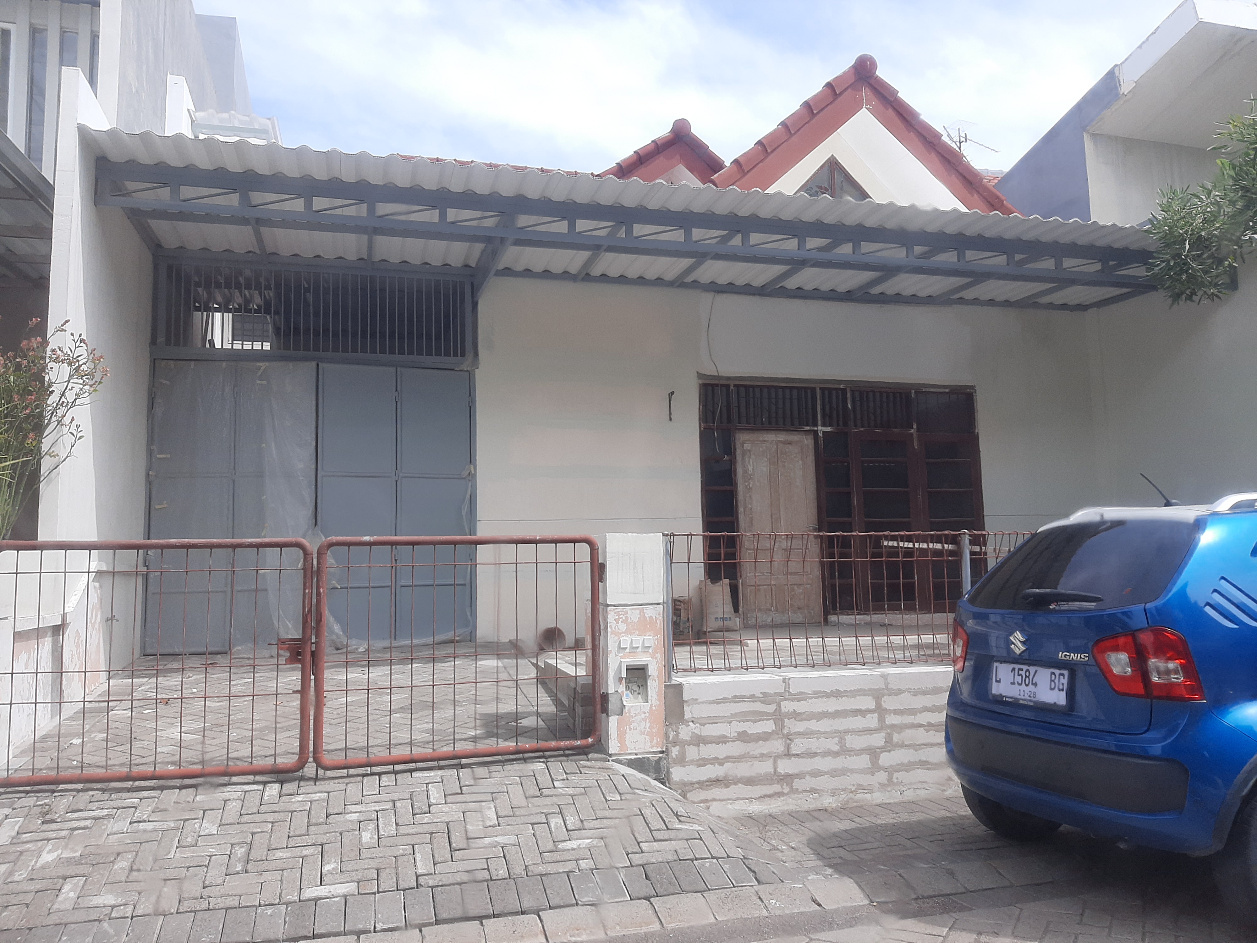 Rumah siap huni International Village Citraland - Image 1