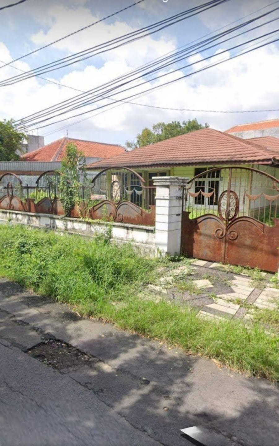 DIJUAL RUMAH HITUNG TANAH DI DARMO BARU - Image 1